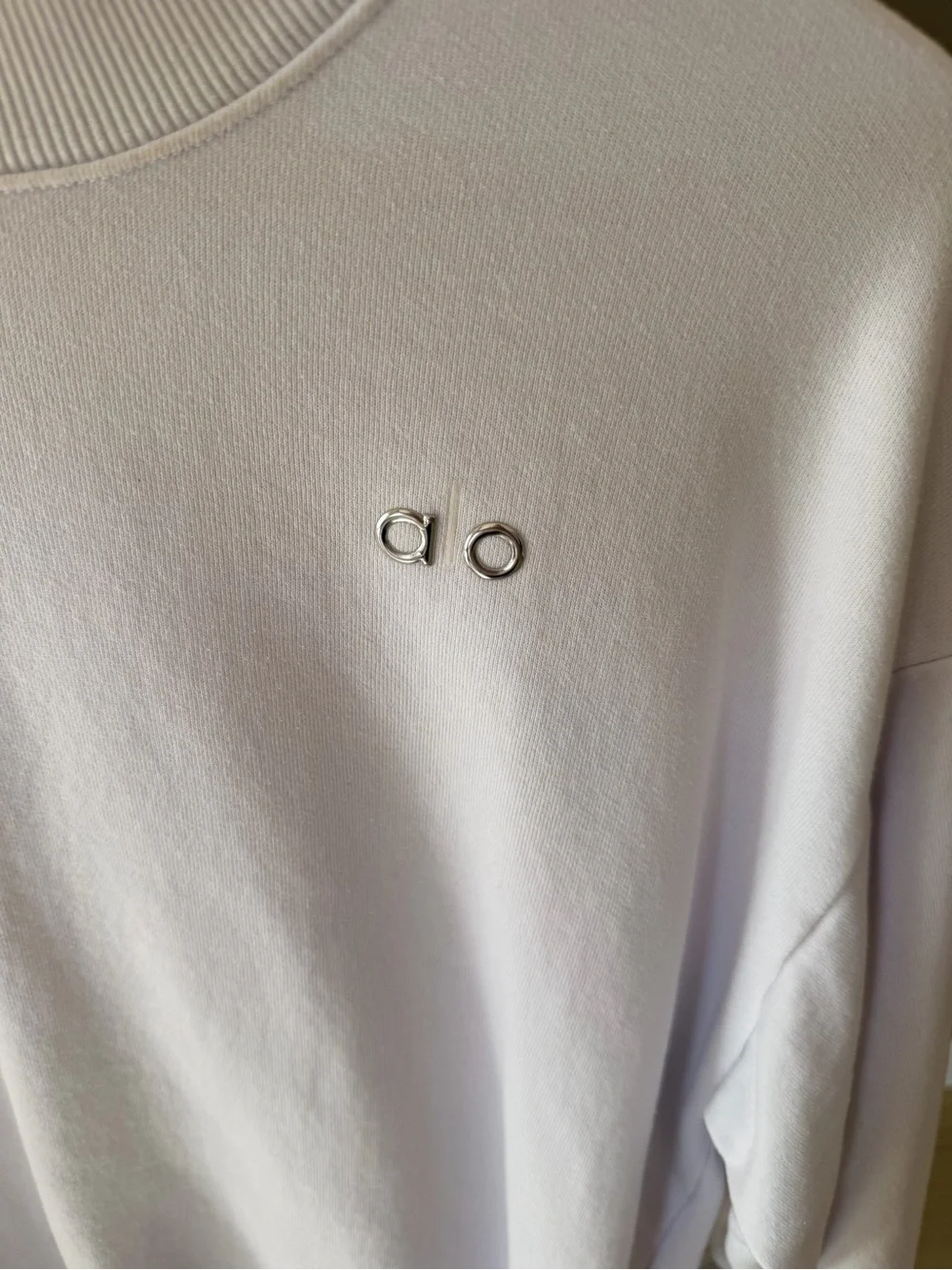 ALO Yoga White Accolade Crewneck Fleece Pullover Sweatshirt - Size XS